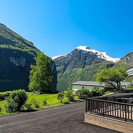 Geirangerfjorden Feriesenter הלסילט